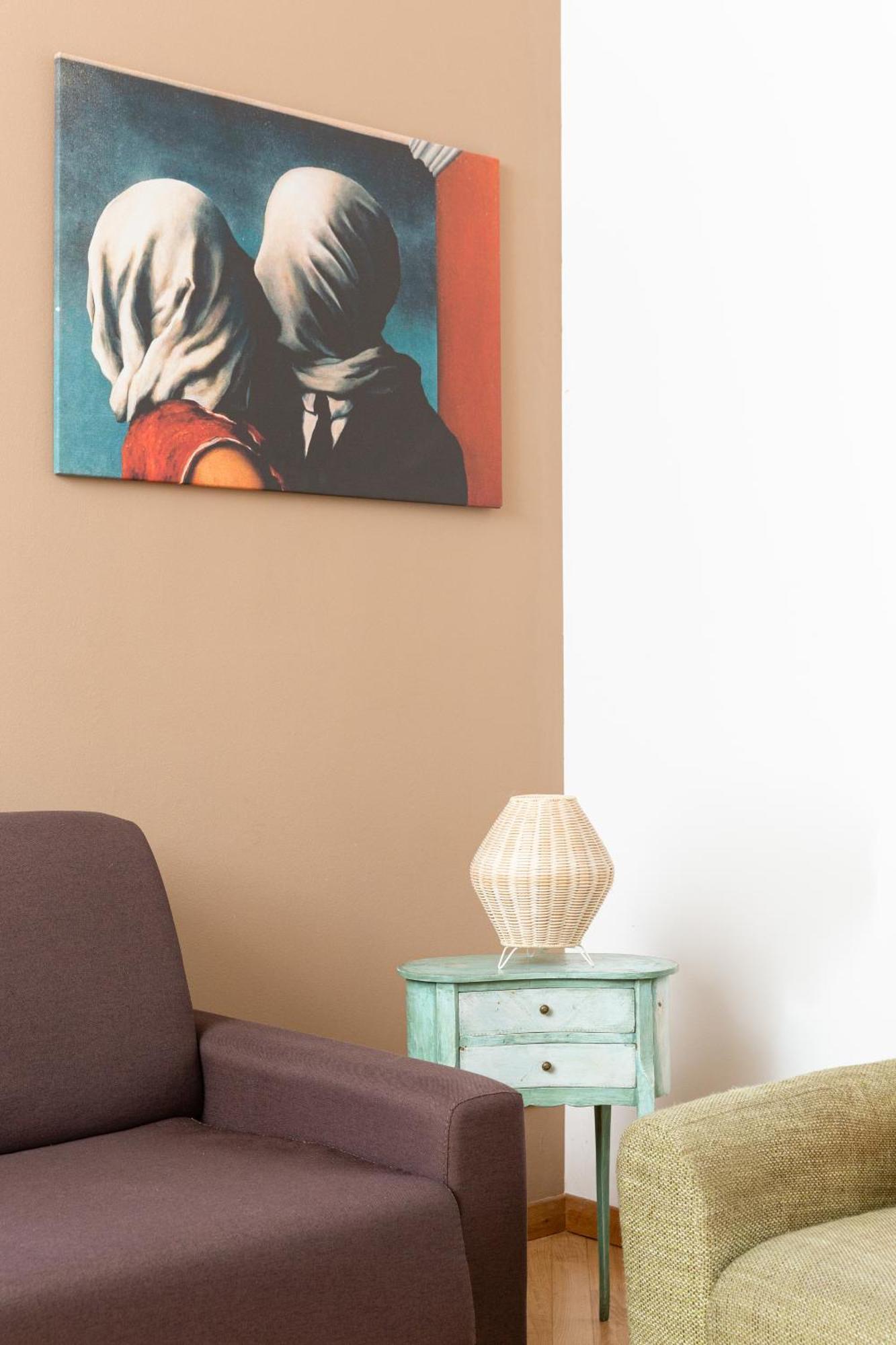Free Parking Exclusive Apartment Magritte Style Milan Bagian luar foto